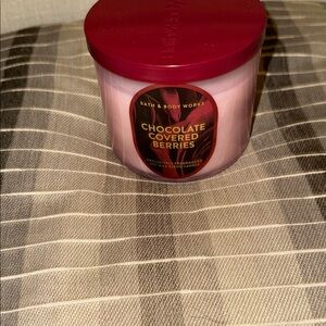 Bath & Body Works Chocolate Covered Berries Candle - NEW